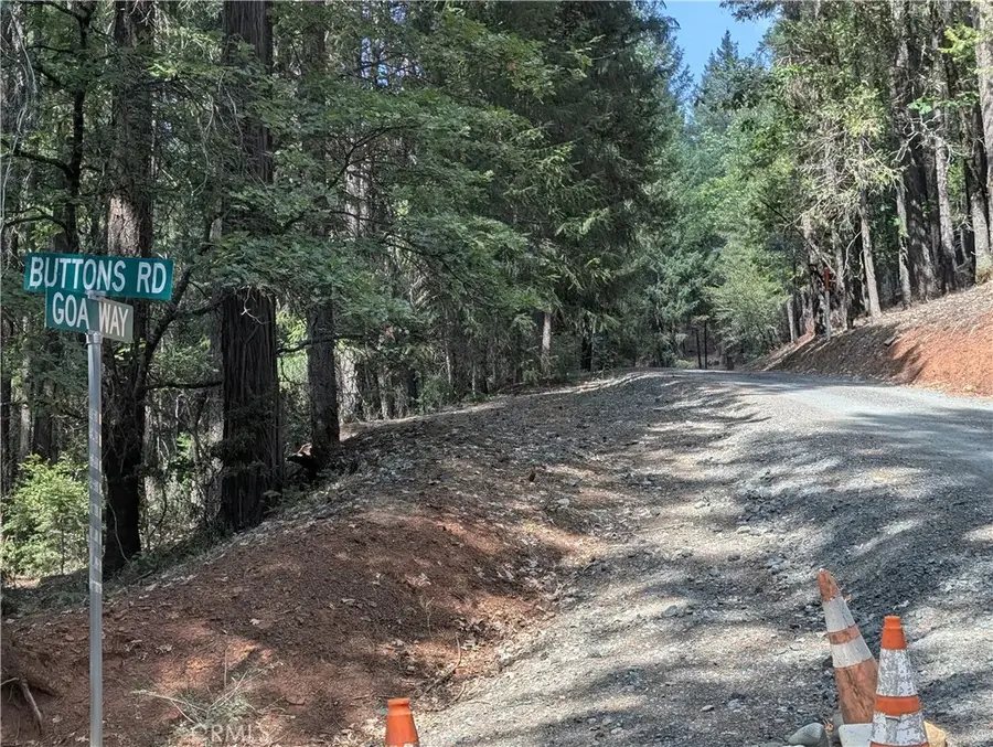 211 Goa Way, Weaverville, CA 96093 - #3