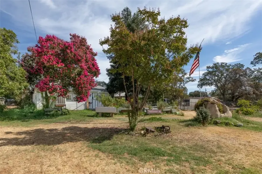 2421 Monte Vista Avenue, Oroville, CA 95966 - #3