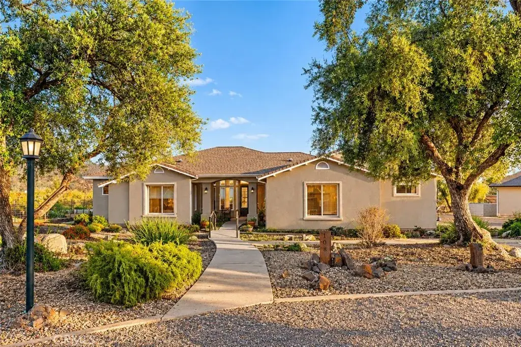 108 Manzanella Ct, Oroville, CA 95966 - #1