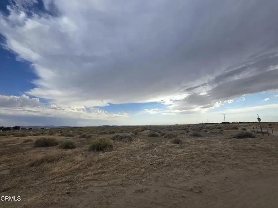 90 W Avenue B-2, Lancaster, CA 93536 - #2