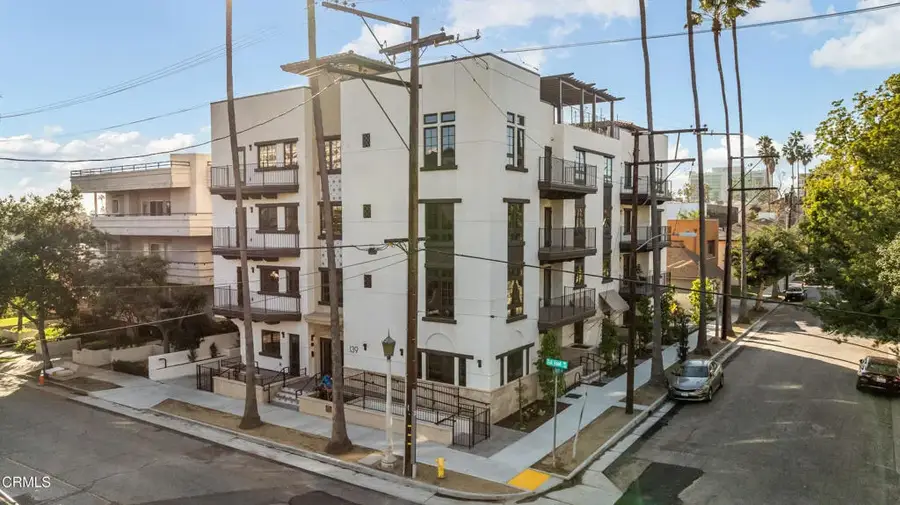 139 S Oak Knoll Avenue #102, Pasadena, CA 91101 - Image #2