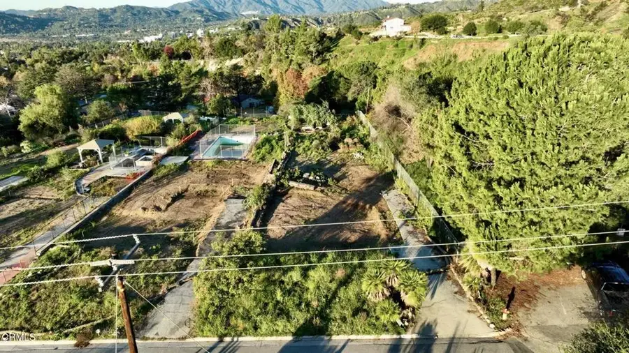 3689 Fair Oaks, Altadena, CA 91001 - #3