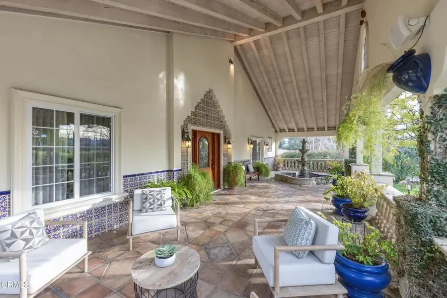 5116 Greencrest Road, La Canada Flintridge, CA 91011 - Image #2