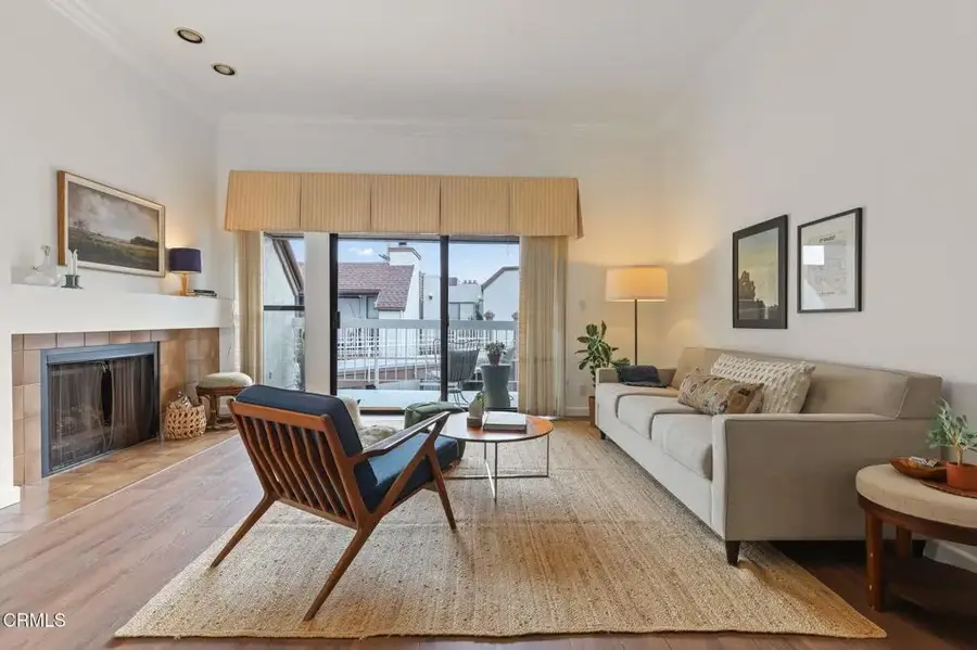 436 E Palm Avenue #301, Burbank, CA 91501 - #3