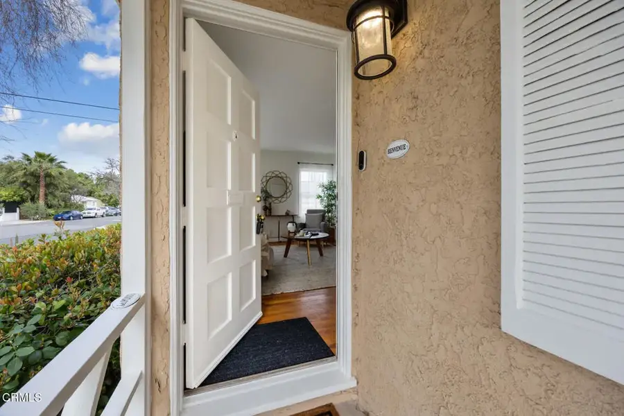 4950 Newcastle Avenue, Encino, CA 91316 - #3