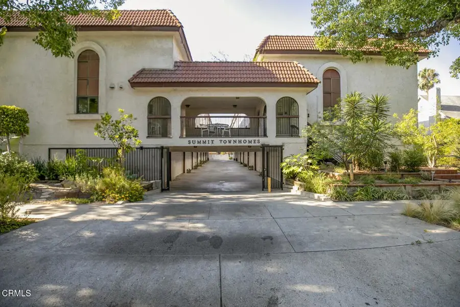 1502 Rock Glen Avenue #G, Glendale, CA 91205 - #3