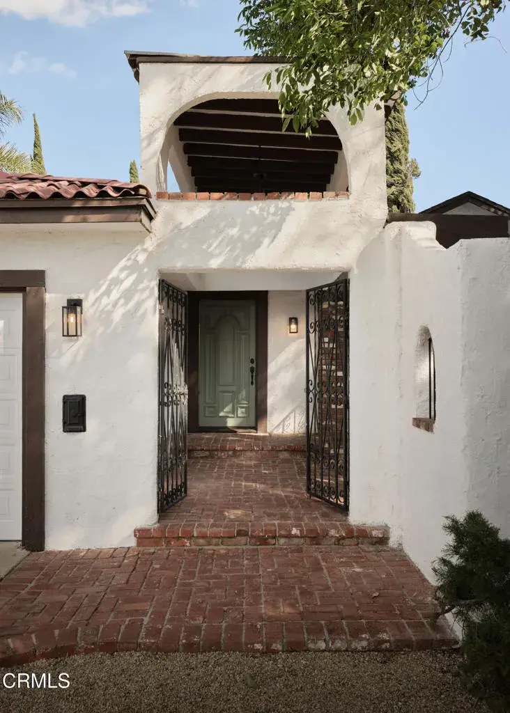 6900 Lurline Avenue, Winnetka, CA 91306 - #2