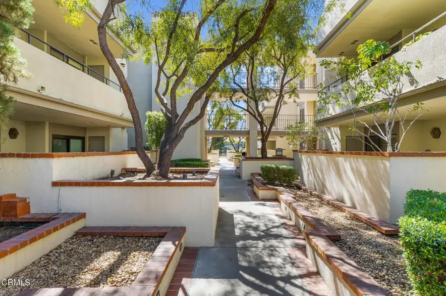 1000 E California Boulevard East #204, Pasadena, CA 91106 - #2