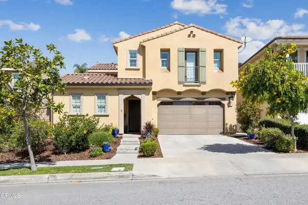 627 E Orange Blossom Way East, Azusa, CA 91702