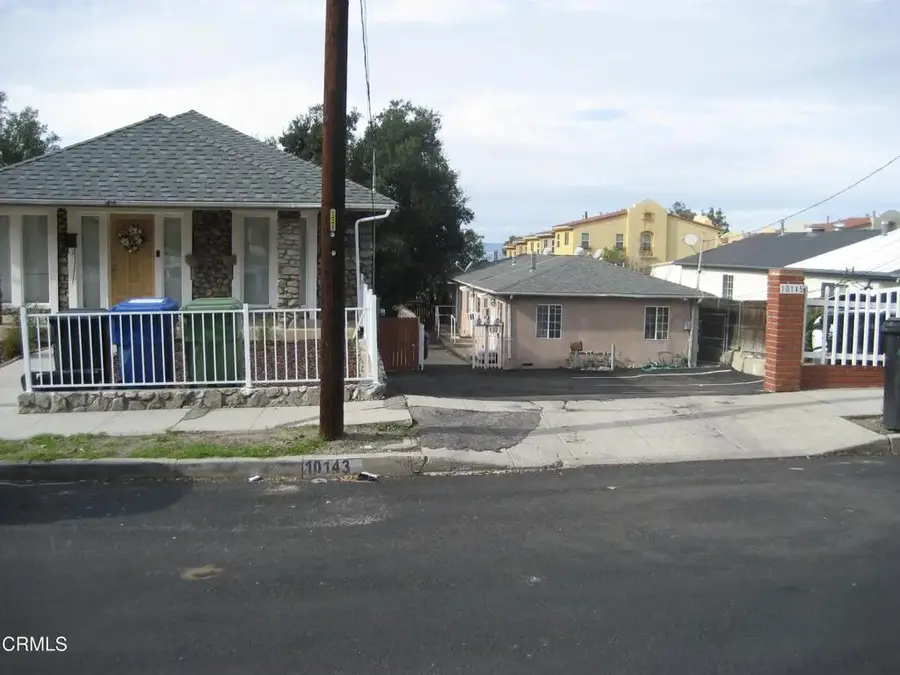 10145 Mountair Avenue, Tujunga, CA 91042 - #2