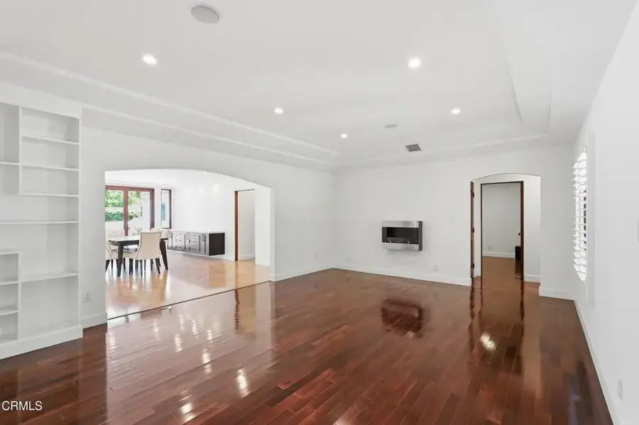 2303 Hillhurst Avenue, Los Angeles, CA 90027 - #2