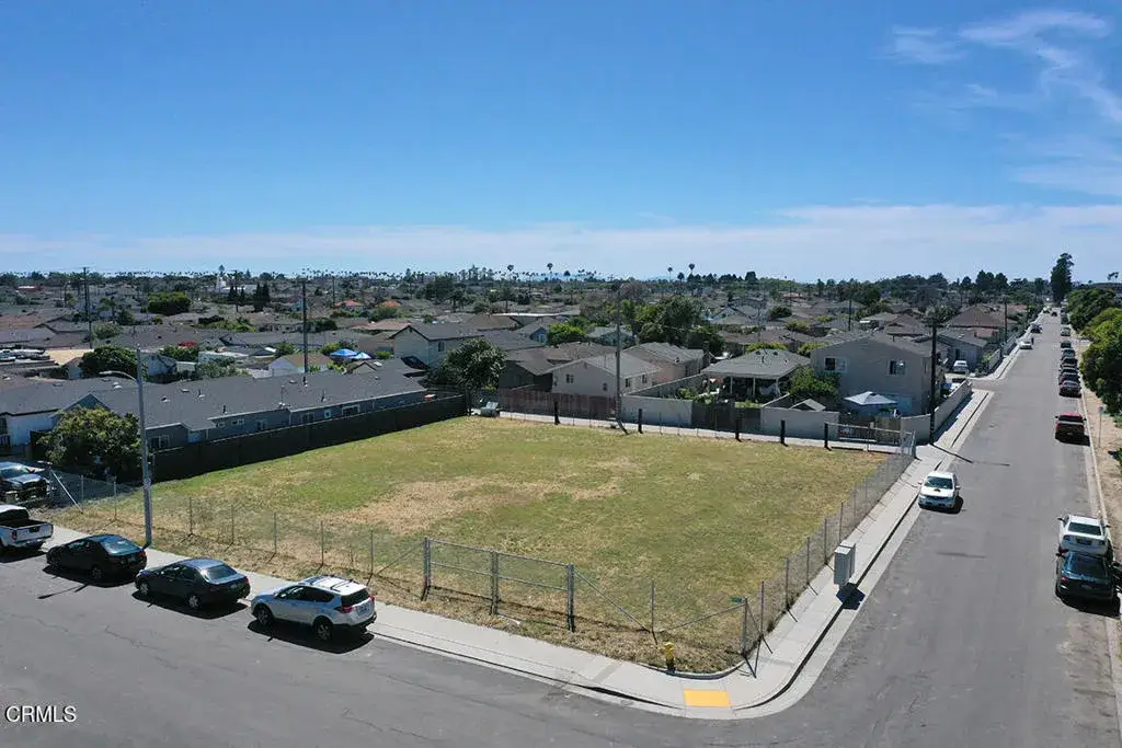 561 N Anita, Oxnard, CA 93030 - #1