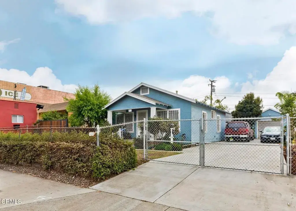 424 W Arbor Vitae Street, Inglewood, CA 90301 - #1
