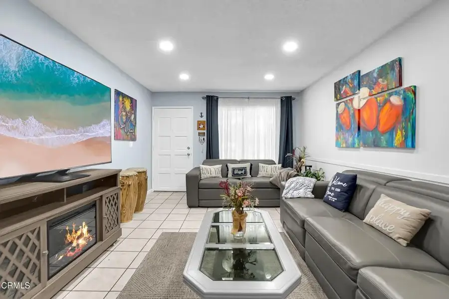 13175 Bromont Avenue, Sylmar, CA 91342 - #2