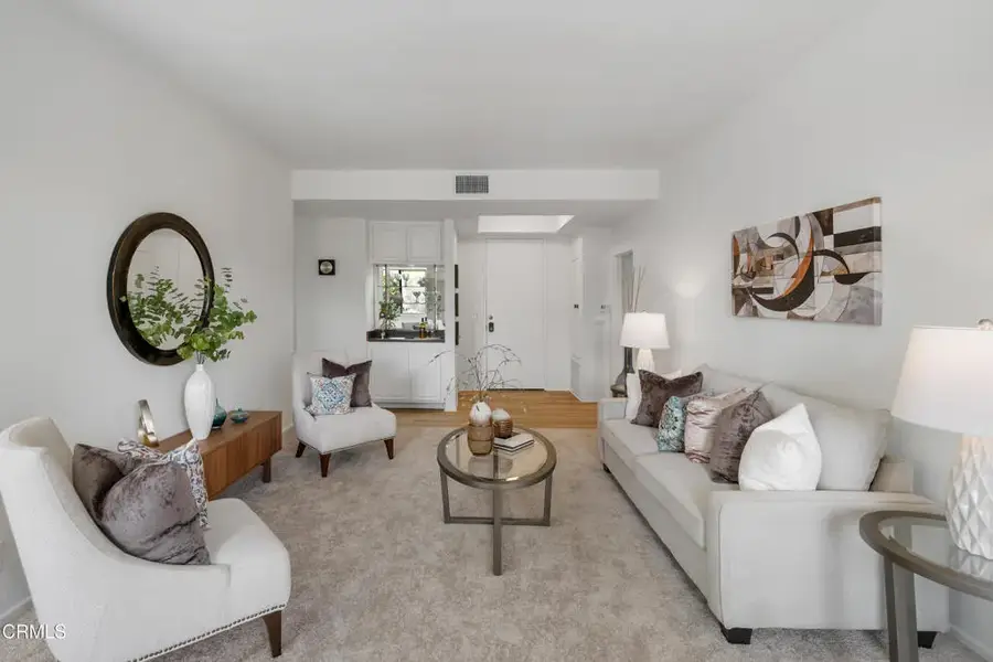 497 E California Boulevard #203, Pasadena, CA 91106 - #2