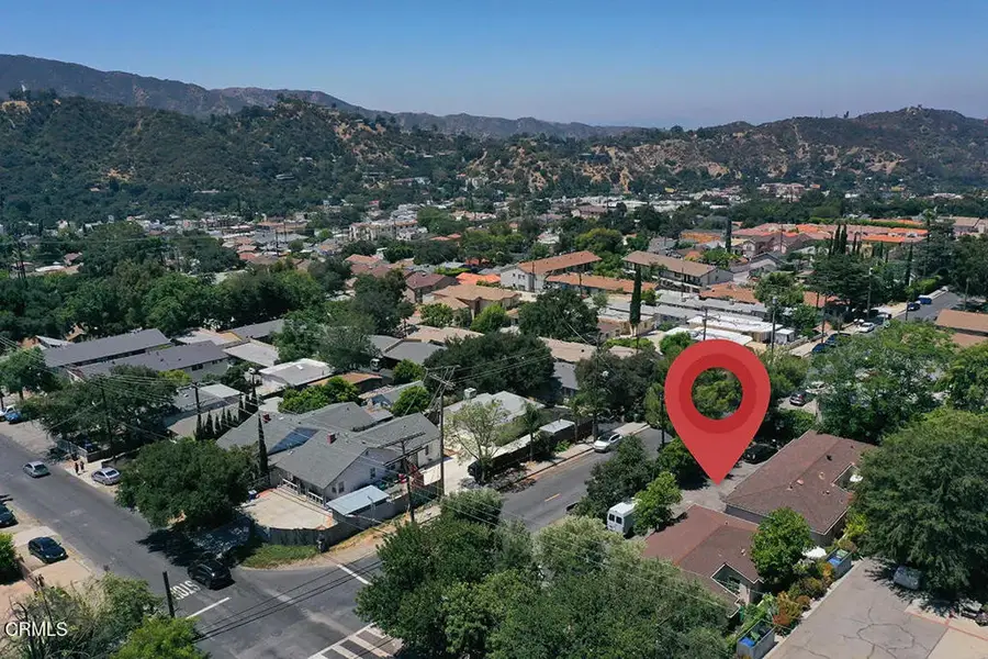 6801 Valmont Street, Tujunga, CA 91042 - #3