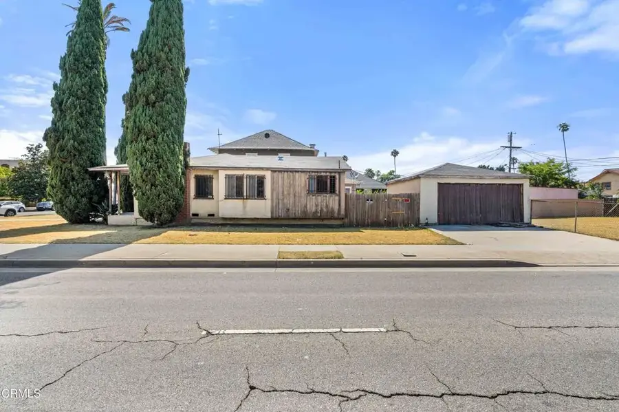 2303 W 25th Street, Los Angeles, CA 90018 - #3