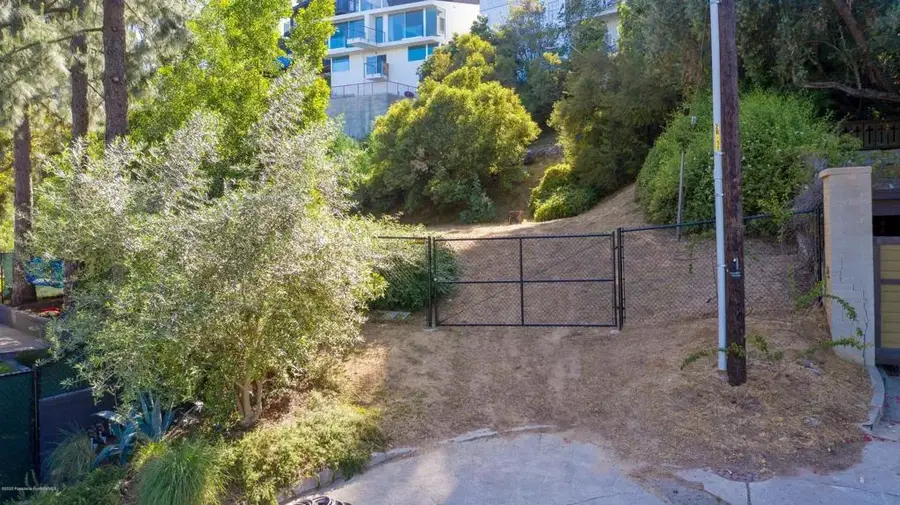 3320 Landa, Los Angeles, CA 90039 - #2