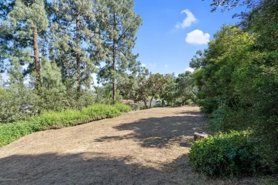 3320 Landa, Los Angeles, CA 90039 - #3
