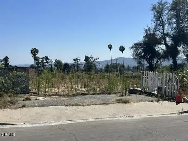 298 E Poppyfields, Altadena, CA 91001