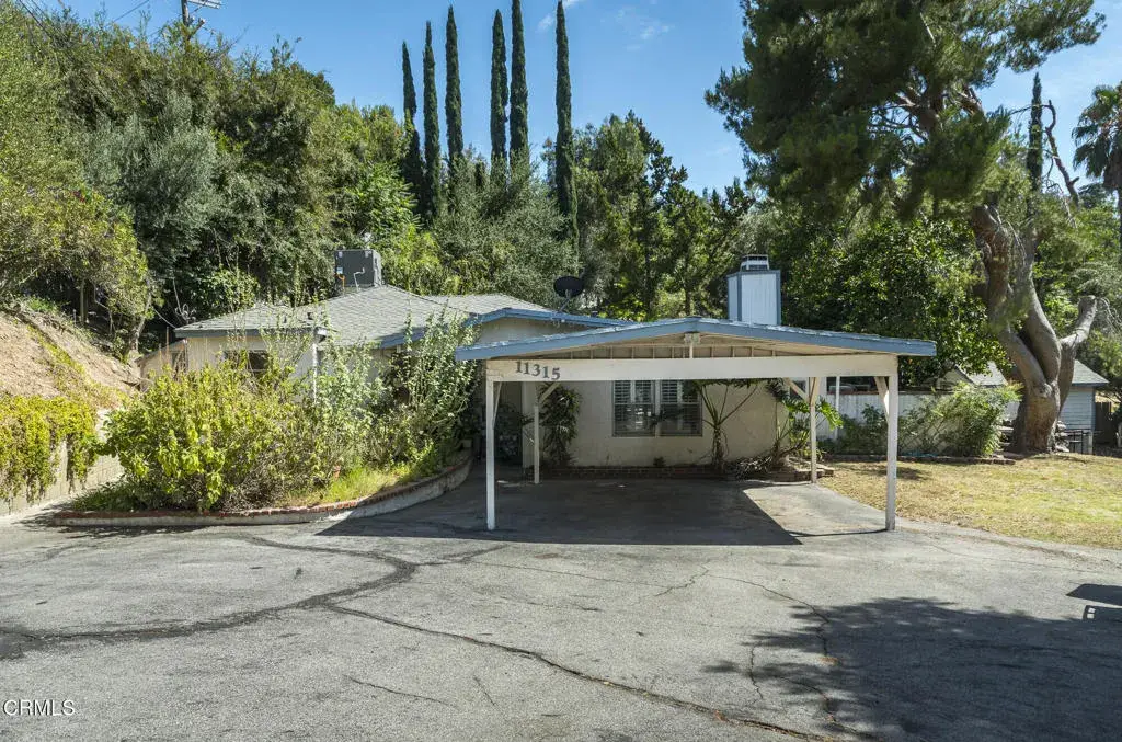 11315 Alethea Drive, Sunland, CA 91040 - #1