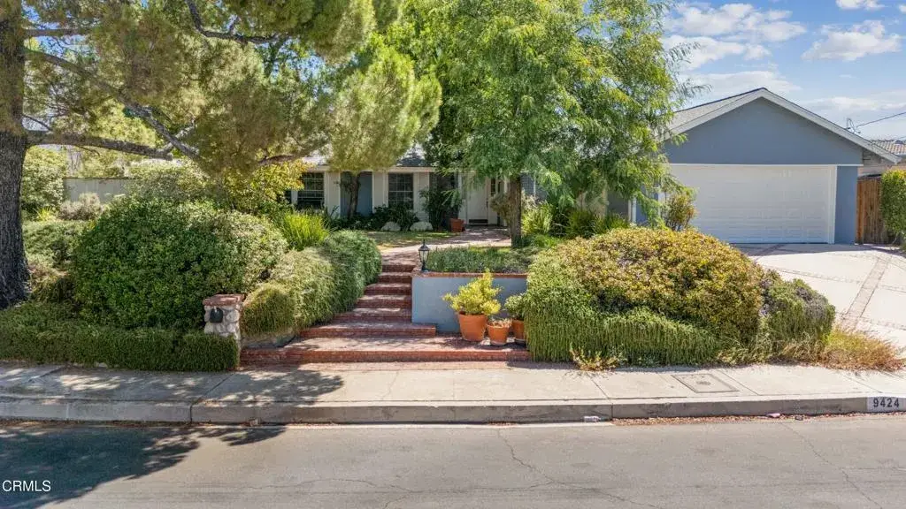 9424 Crystal View Drive, Tujunga, CA 91042 - #1