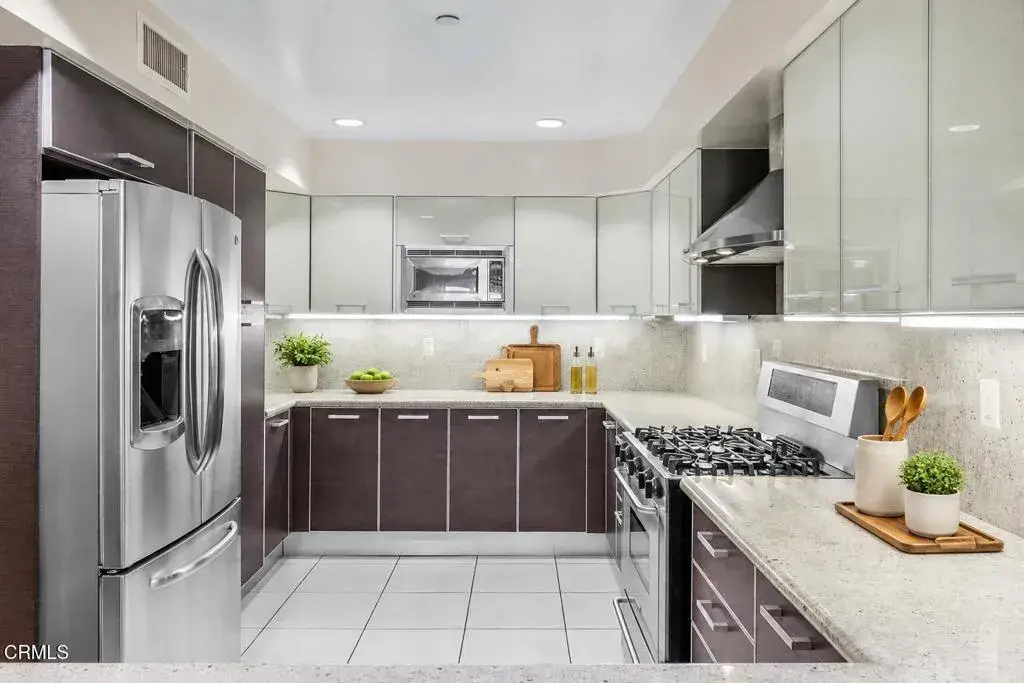 1353 N Fuller Avenue #204, Los Angeles, CA 90046 - #1