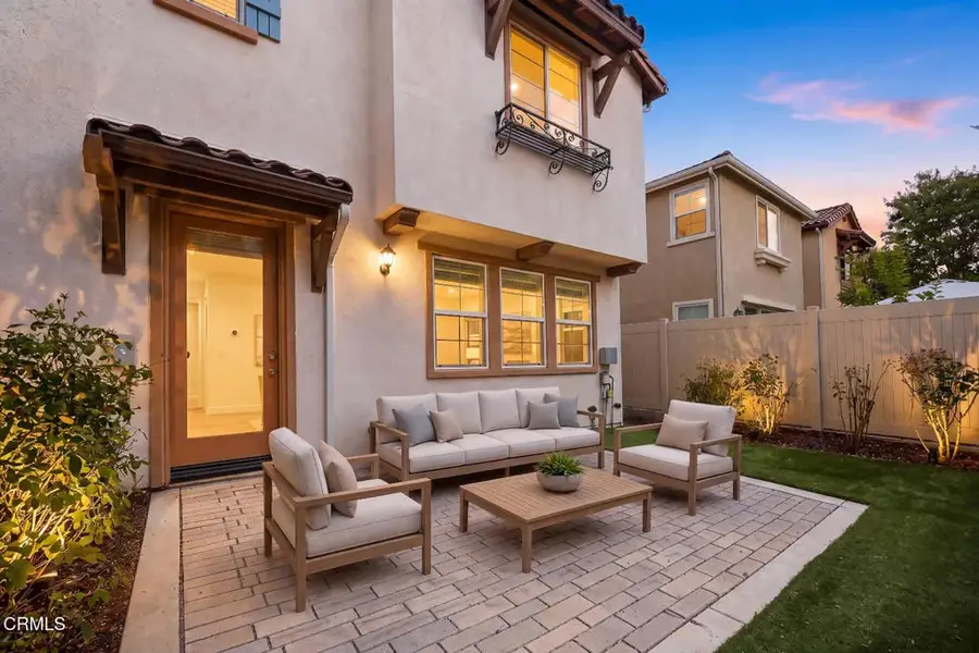 17326 Parque Vanowen Way, Lake Balboa, CA 91406 - #3