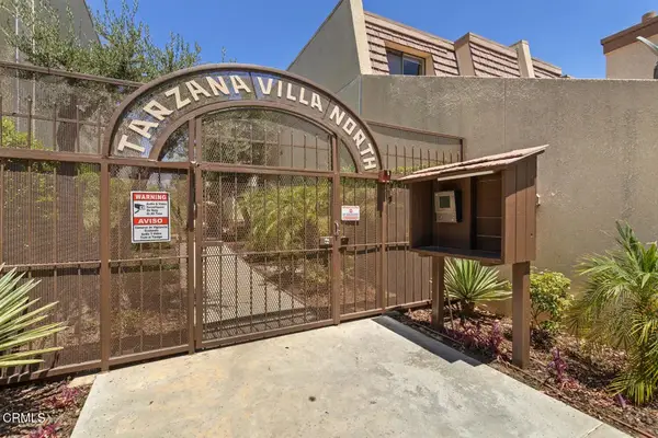 18409 Collins Street #F, Los Angeles, CA 91356