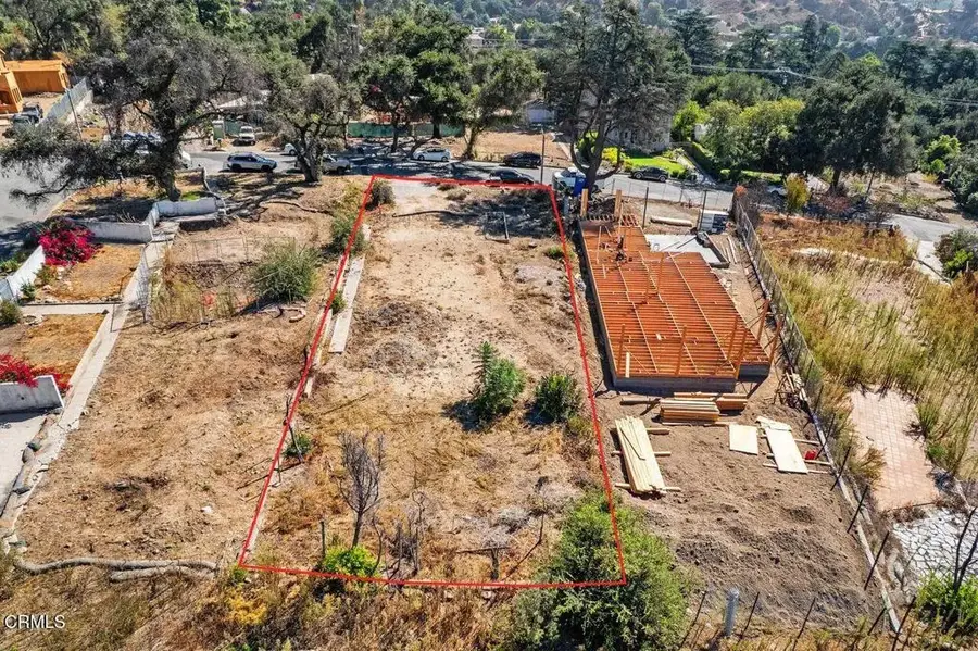 3223 N Mount Curve North, Altadena, CA 91001 - #2