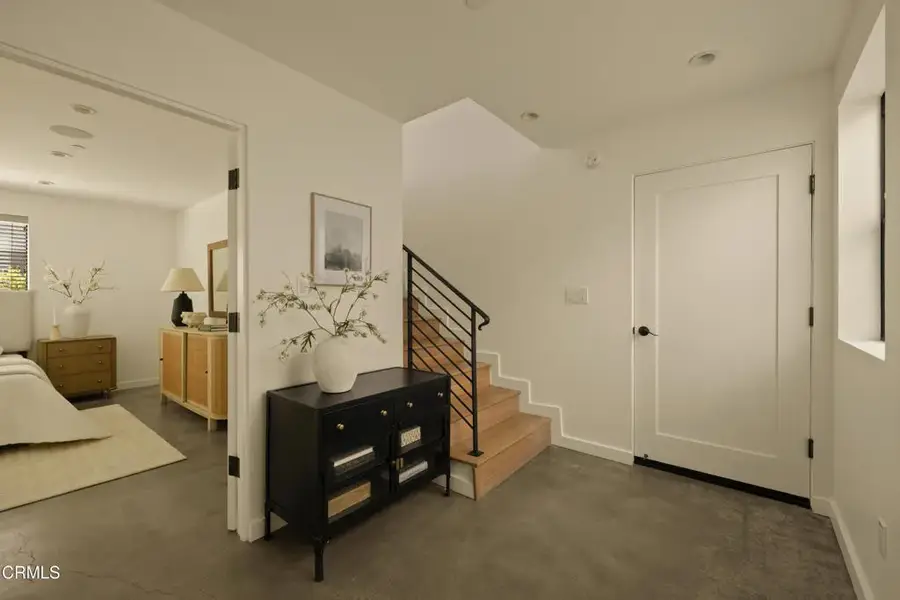643 N Hayworth Avenue, Los Angeles, CA 90048 - #2