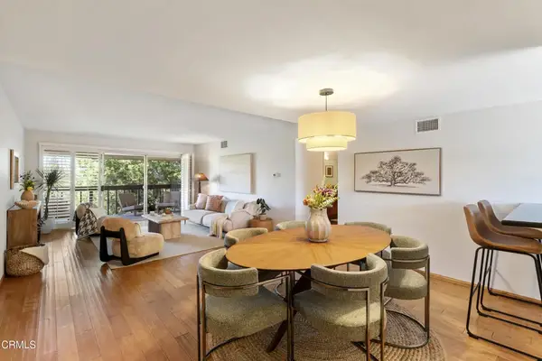 500 S Oak Knoll Avenue #40, Pasadena, CA 91101