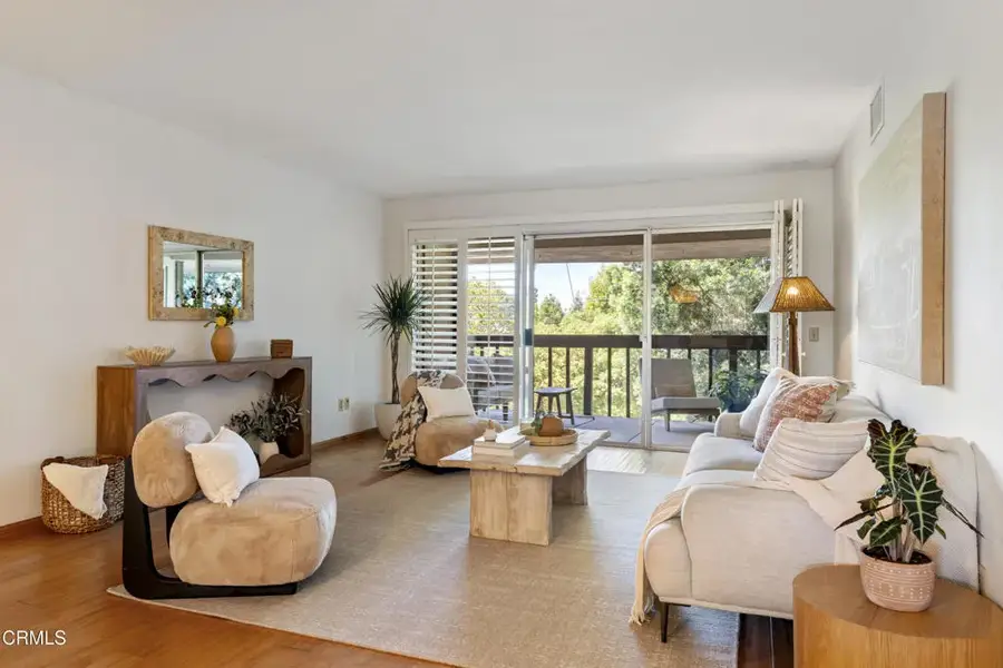 500 S Oak Knoll Avenue #40, Pasadena, CA 91101 - #2