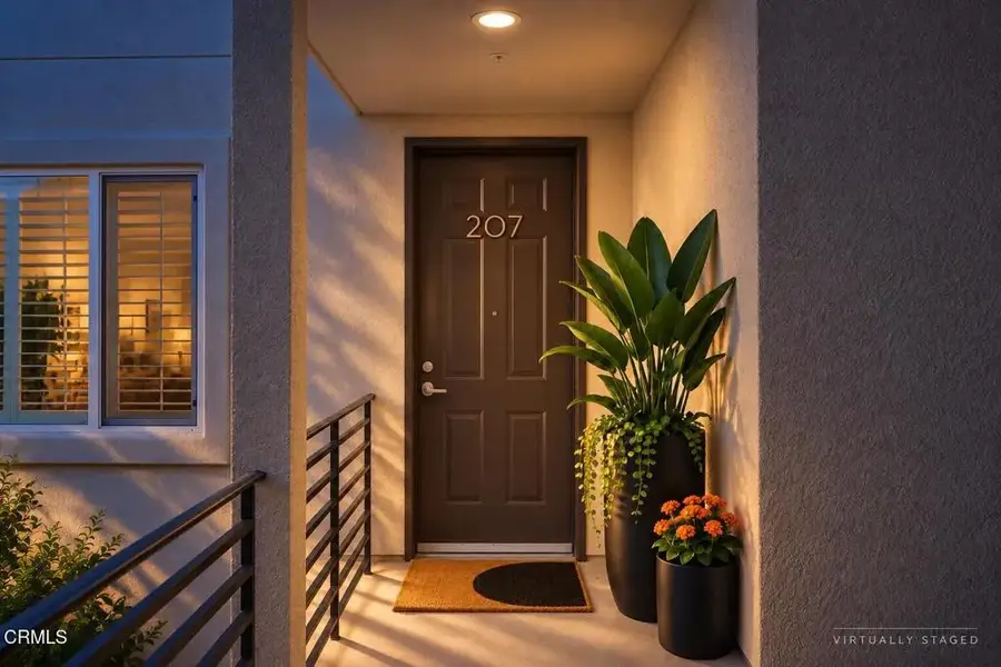 10609 Bloomfield Street #207, North Hollywood, CA 91602 - #3