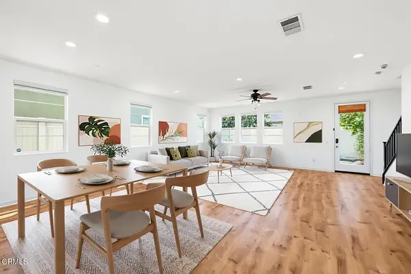 17326 Parque Vanowen Way, Lake Balboa, CA 91406