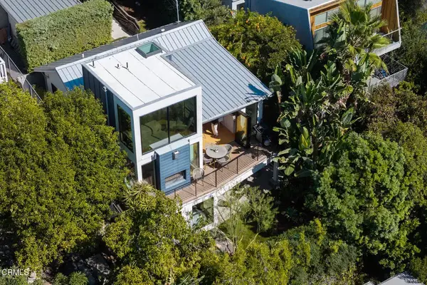 3902 Sunset Drive, Los Angeles, CA 90027