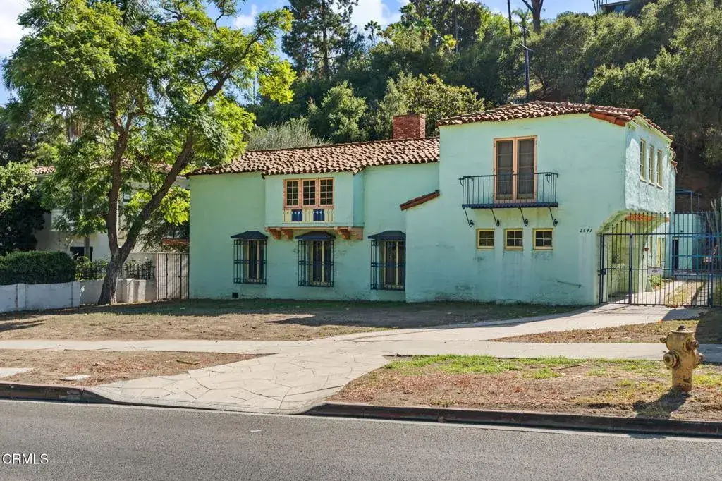 2641 N Vermont Avenue, Los Angeles, CA 90027 - #1