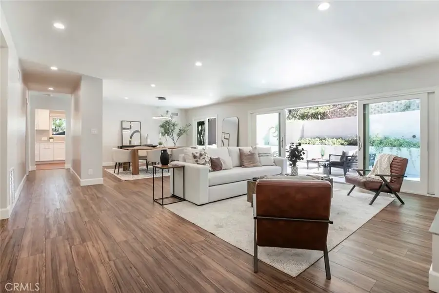 341 Cumberland Road, Glendale, CA 91202 - Image #2