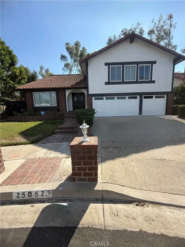 25052 Calle Arenal, Lake Forest, CA 92630