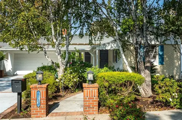 1737 Opechee Way, Glendale, CA 91208