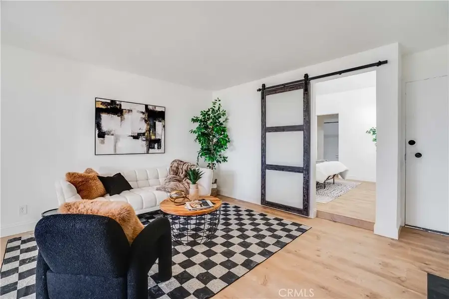 6151 Orange #307, Los Angeles, CA 90048 - Image #3