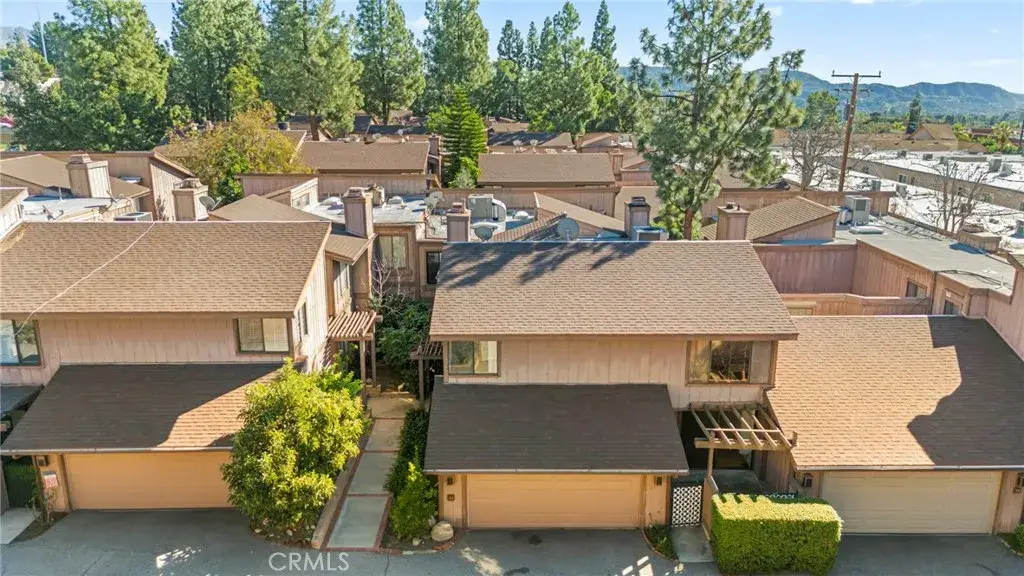 33 Northwoods Lane, La Crescenta, CA 91214 - #1