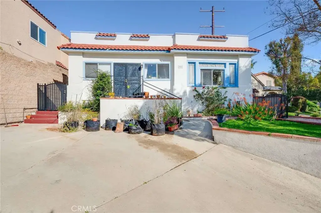 3215 Sherwood Avenue, Alhambra, CA 91801 - #1