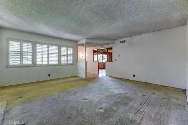 1100 S 9th Avenue, Arcadia, CA 91006