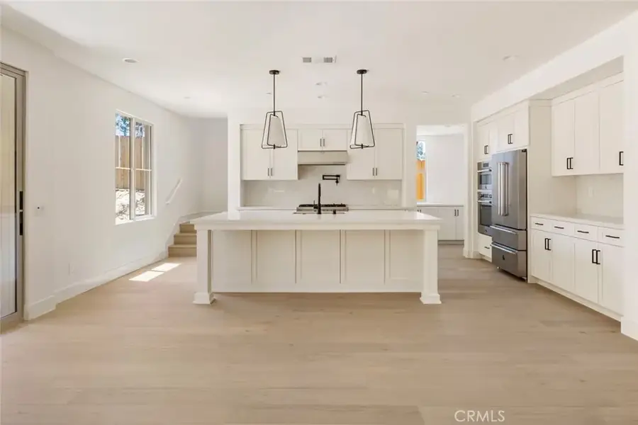 187 E Palm Street East, Altadena, CA 91001 - #3