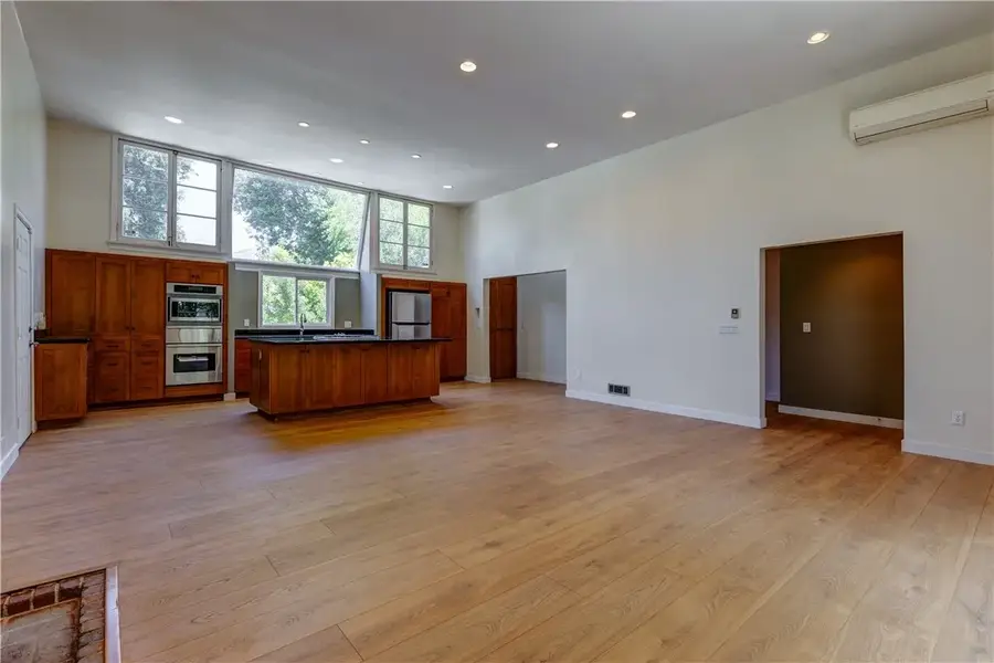 335 E Howard, Pasadena, CA 91104 - #2