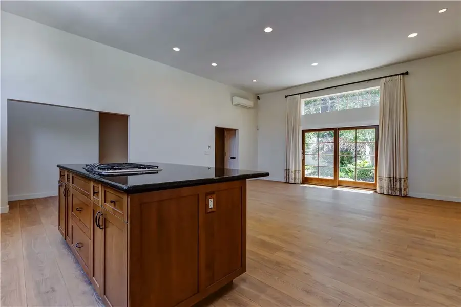 335 E Howard, Pasadena, CA 91104 - #3