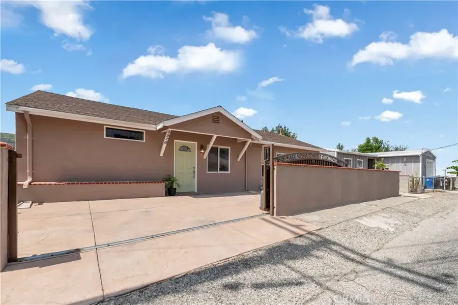 8926 Oswego Street, Sunland, CA 91040 - #2