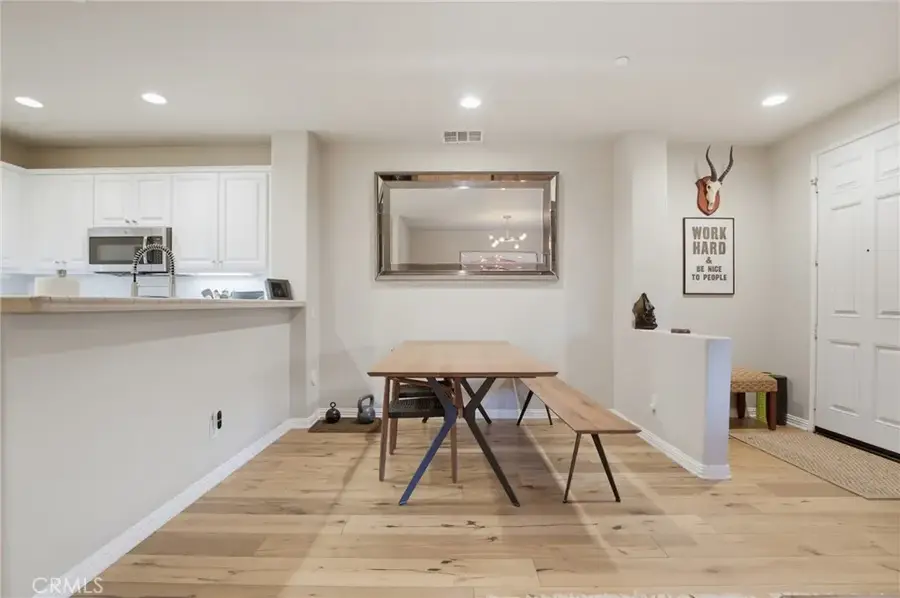 27344 Oaktree Place, Valencia, CA 91354 - #3