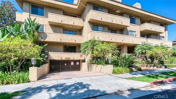 221 S Oak Knoll Avenue #202, Pasadena, CA 91101